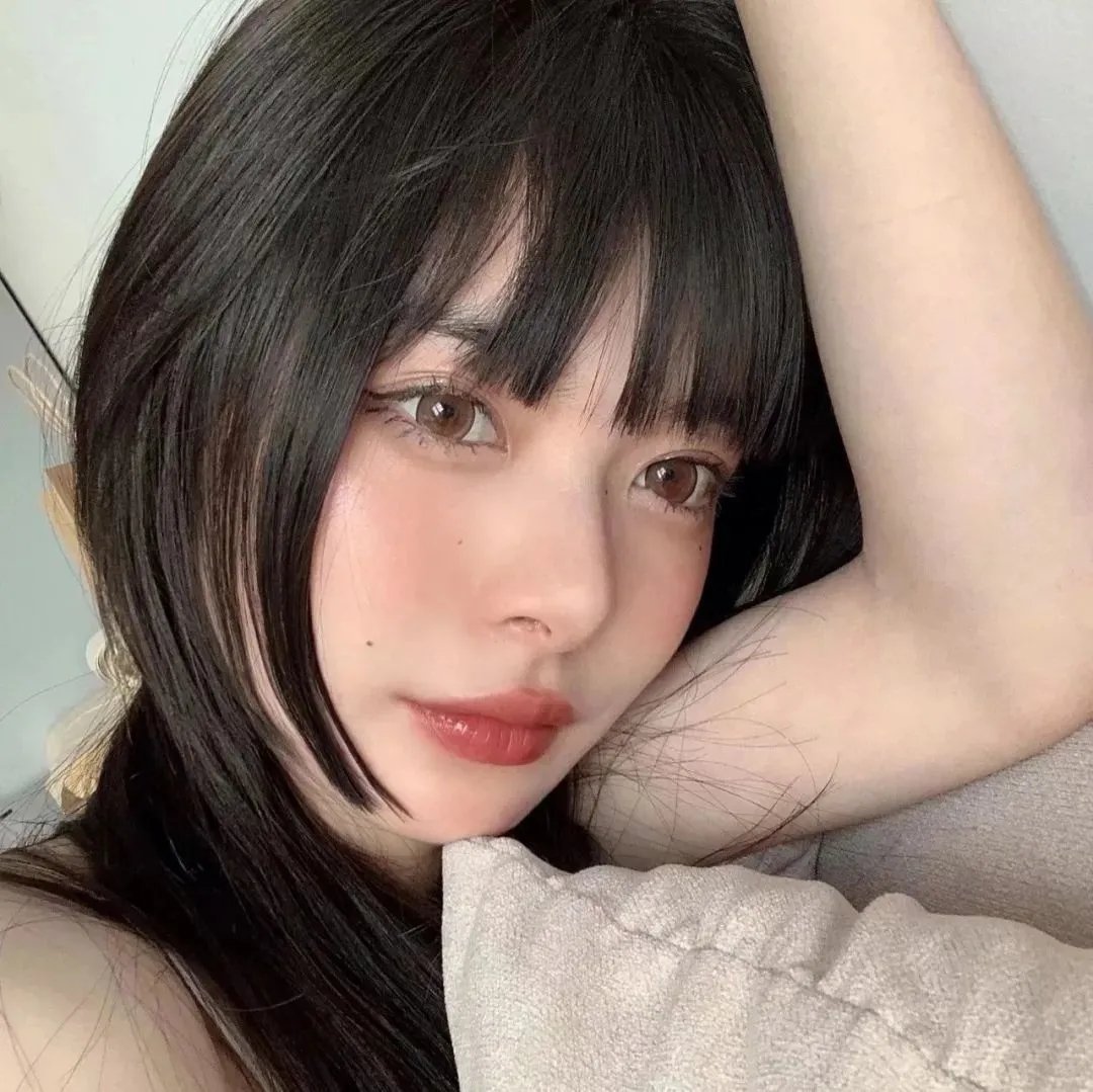 家有虎妻海报