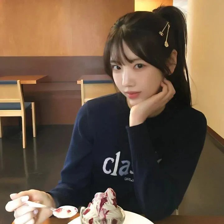 罗莎·卢森堡海报